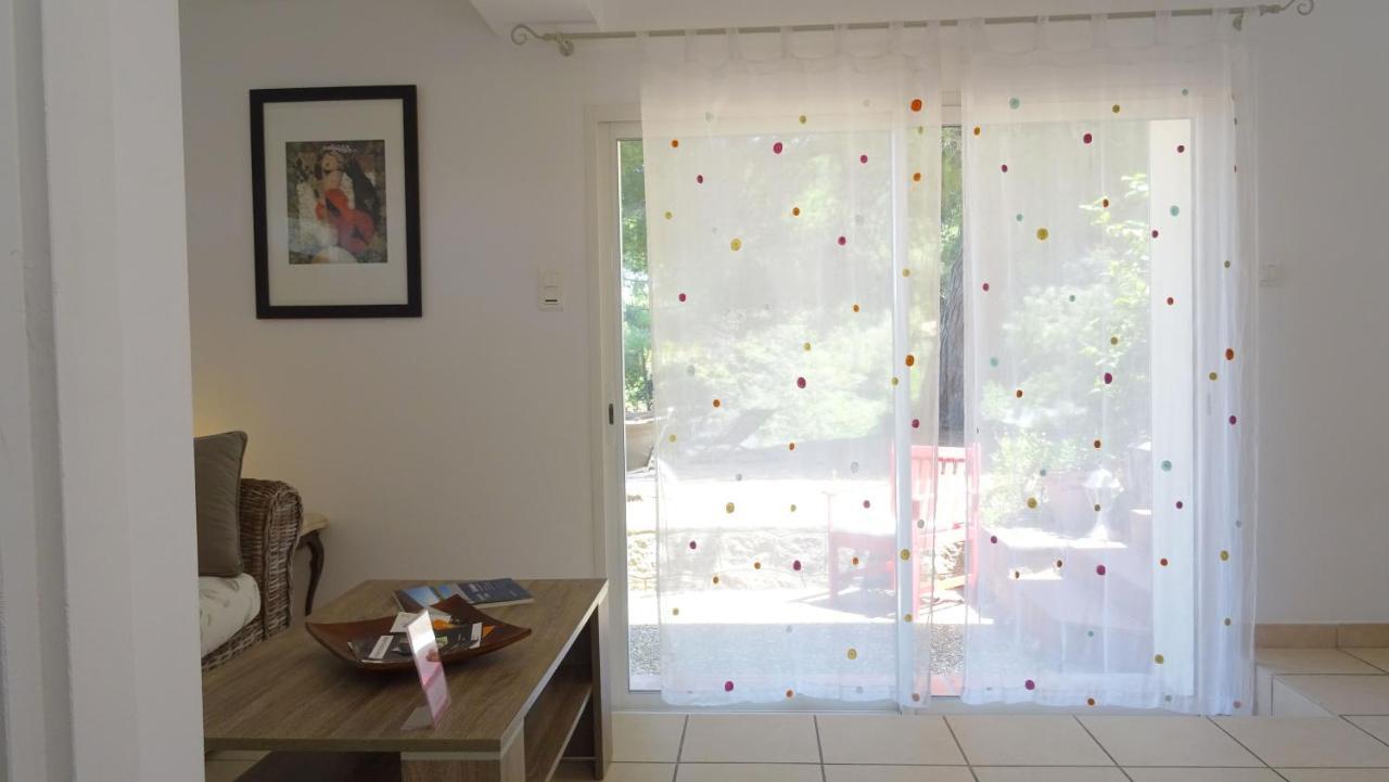 Villa Ghiatone Pietrosella Extérieur photo